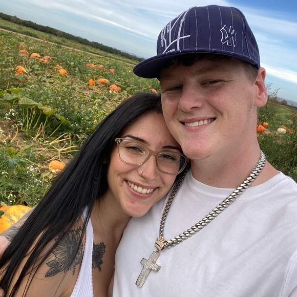 Meet your Posher, Tommy - Picture 1 of 3